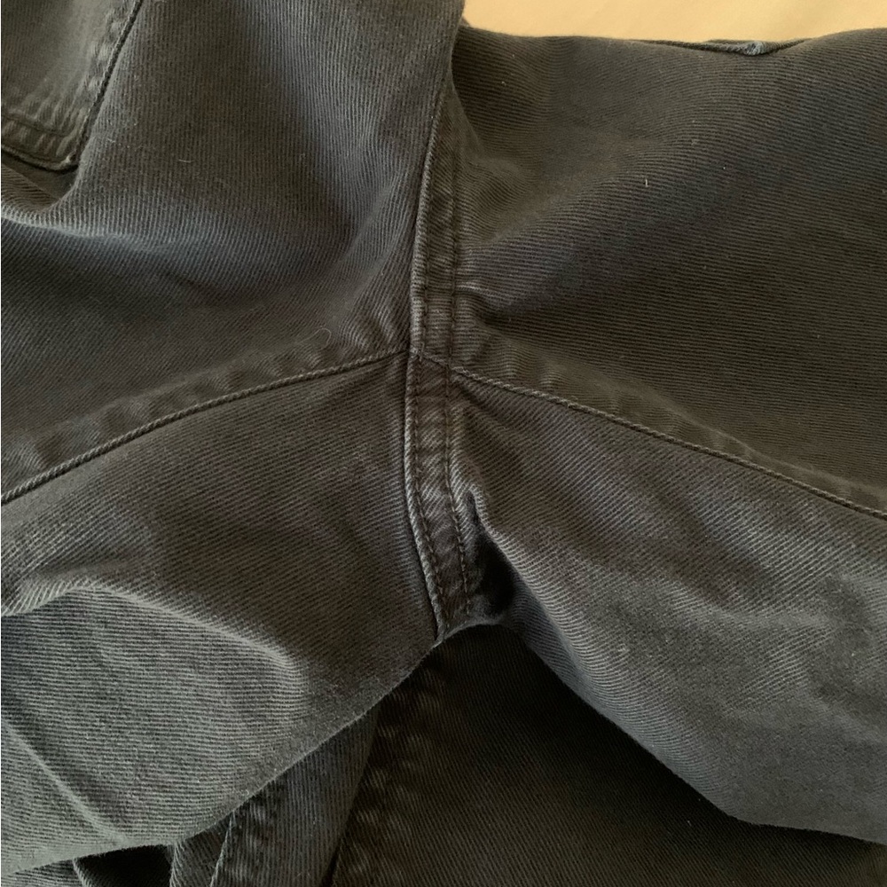 Gap women’s  horseshoe black jeans. Size 2 - Picture 13 of 13